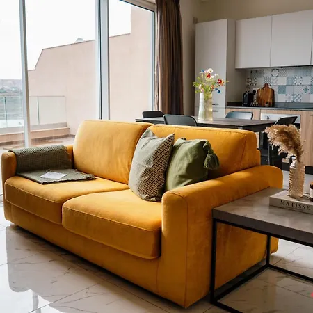 Stunning Sea Views From A Gorgeous Penthouse Lägenhet St. Paul's Bay