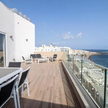 아파트 Stunning Sea View Penthouse In
